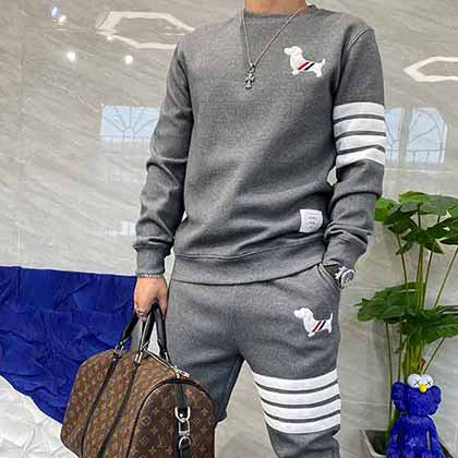 TB秋冬新款經典四條杠織帶小狗刺繡套裝