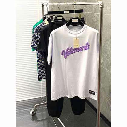 Vetements法國潮牌國外大品牌t恤，字母休閑T恤！