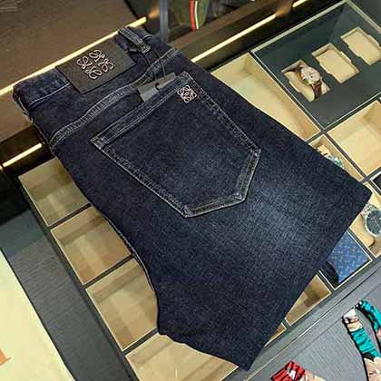 羅意威男裝大品牌超強實力派官網(wǎng)同步售