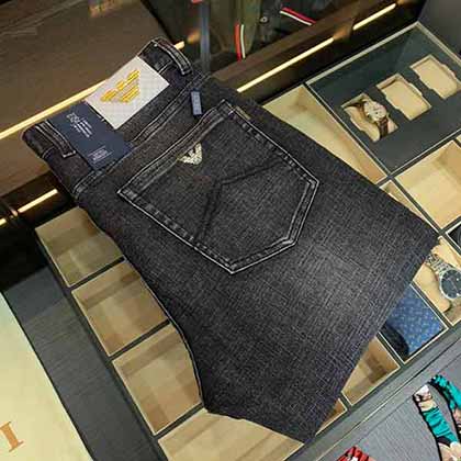 EA代工廠打造，Amani阿瑪尼經典水洗牛仔褲，百搭