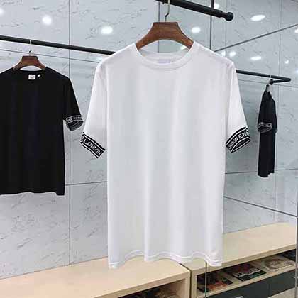 Burberry巴寶莉甄選優(yōu)質(zhì)透氣面料時(shí)尚圓領(lǐng)短T