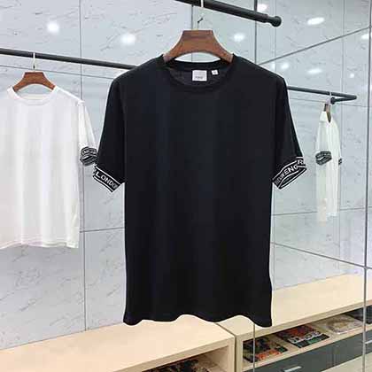 Burberry春夏新品時尚圓領短T，
