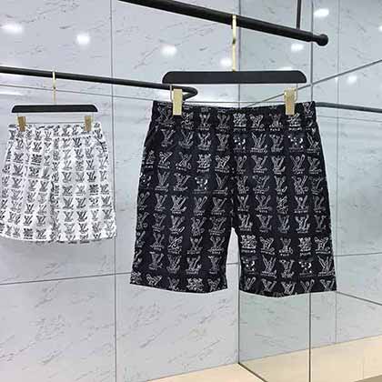 路易威登甄選優質面料打造時尚休閑短褲