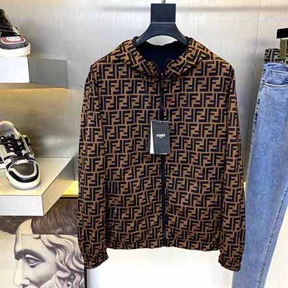 潮男畢備！芬迪復(fù)刻珍藏夾克，雙面穿