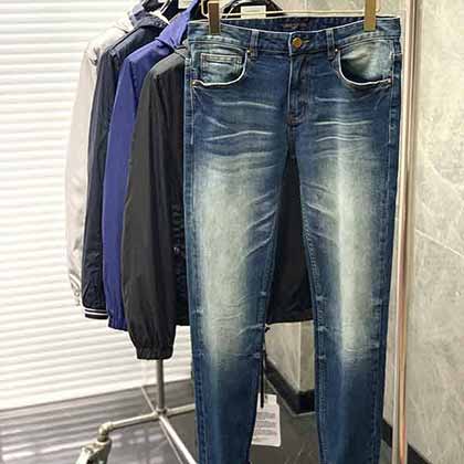 路易威登春夏原單水洗牛仔褲，舒適有彈性，檔次極高！