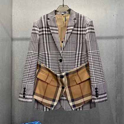 巴寶莉21秋冬海報宣傳系列主打款復古格紋單西