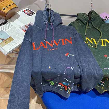 LANVIN浪凡早秋聯(lián)名系列楊冪同款潑墨字母衛(wèi)衣