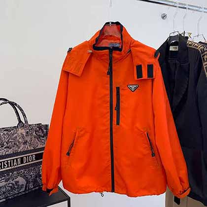 PRAD 21秋冬新品喚新色彩醒目橙色再生尼龍兜帽式夾