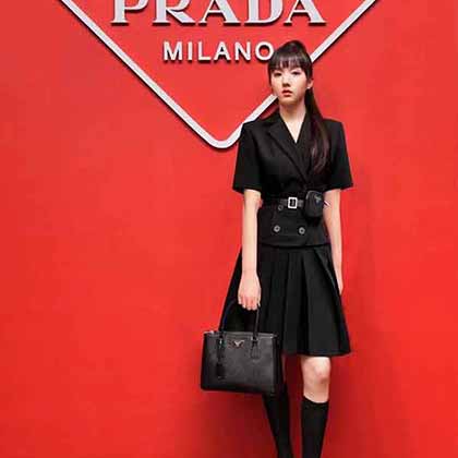 國際大品牌女裝Prad新品雙排扣腰帶