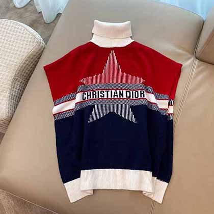 DIOR秋冬新寵！五角星圖騰提花斗蓬，時尚百搭，手感超贊！