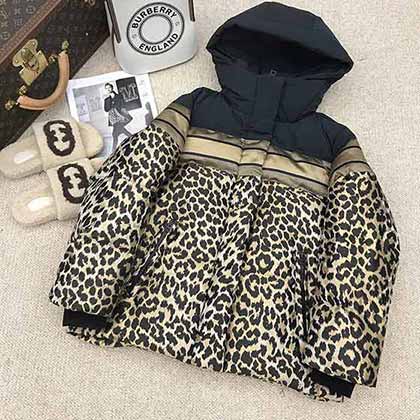 DIOr羽絨服國際大品牌阿爾卑斯滑雪系列豹紋連帽羽絨服