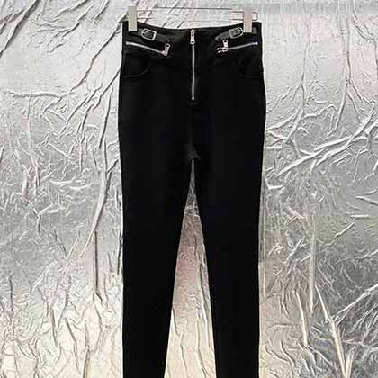 秋冬新款皮帶拉鏈緊身褲。版型上身太絕了肯定誰穿誰顯瘦