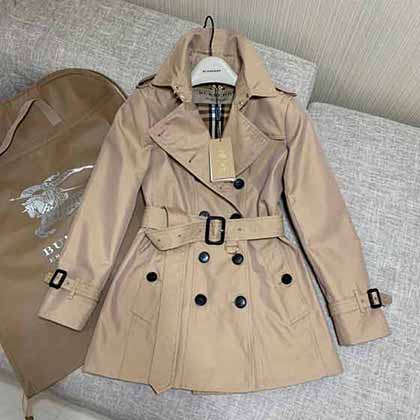 Burbery 切爾西中短款Trench 風(fēng)衣！