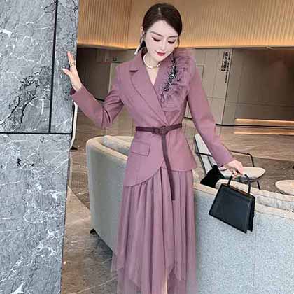 超級(jí)大高版本重工手工釘珠西服外套網(wǎng)紗半裙氣質(zhì)套裝