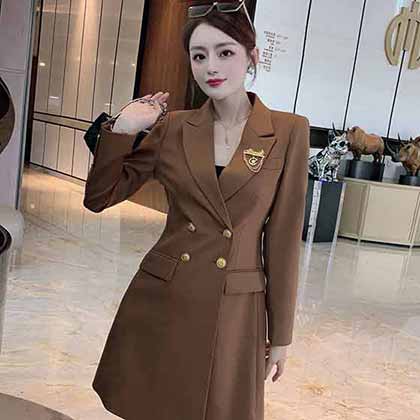 秋冬新款西裝裙，炸街氣場王多扣長袖收腰西裝裙