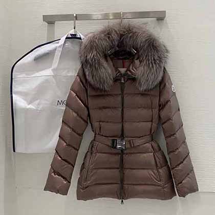 新法國代買！MONCLER 新款女毛毛領連帽收腰帶羽絨服