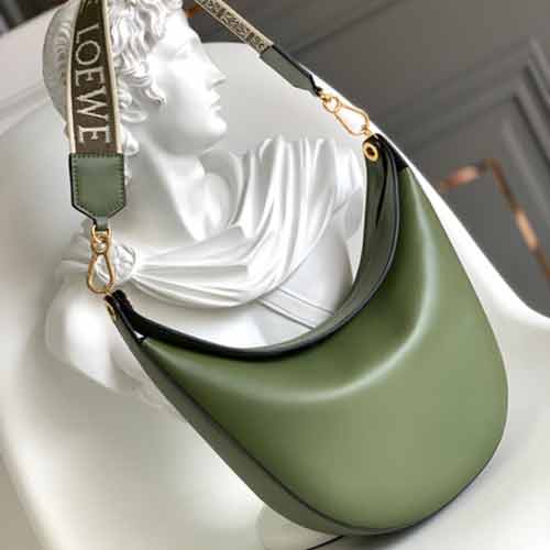 法國大品牌Loewe Luna 半月形Hobo手袋
