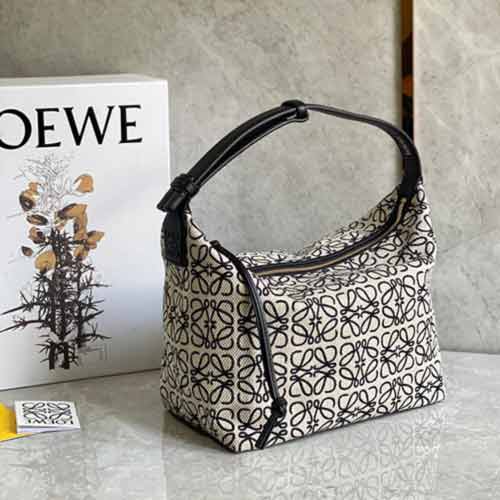 高等國際品牌大號便當包～新搶手腋下包