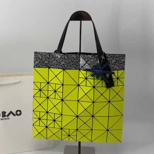 三宅一生新款 BAOBAO Issey Miyake 像素透光經典包