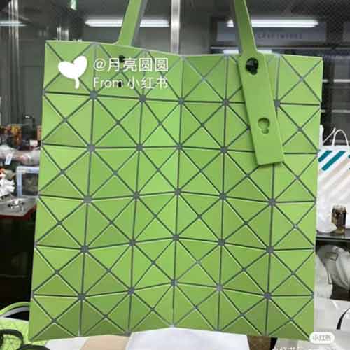 三宅一生原單新款磨砂新色，市場白色！