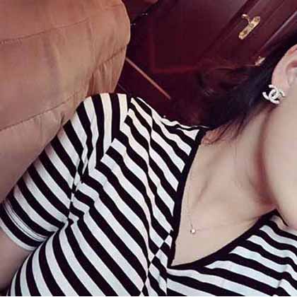 魅力滿分！Chanel滿鉆經典耳釘，仙氣