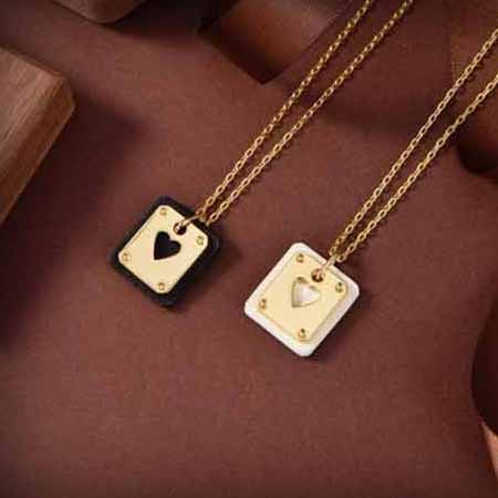 愛馬仕高等大氣上檔次，經(jīng)典撲克牌