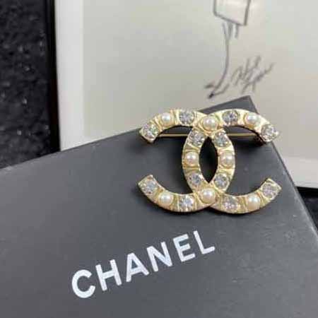 名品飾品品牌高等品質(zhì)代買級別胸針 做工精致細膩