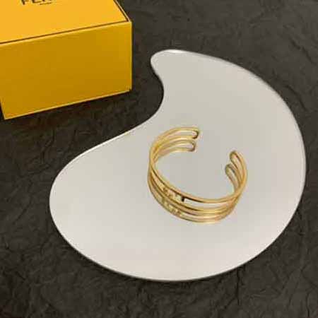 FENDI芬迪高定手鐲，簡約華麗，日常畢備！