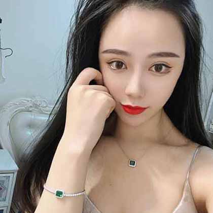 925 新現貨！邊鉆人工祖母綠手鏈，綠 光下很漂亮！