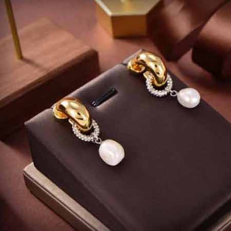 紀(jì)梵希流蘇耳環(huán) 優(yōu)雅大方精工設(shè)計(jì) 雕刻  青春活力