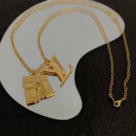 女士項(xiàng)鏈品牌LV毛衣鏈Arc 吊墜項(xiàng)