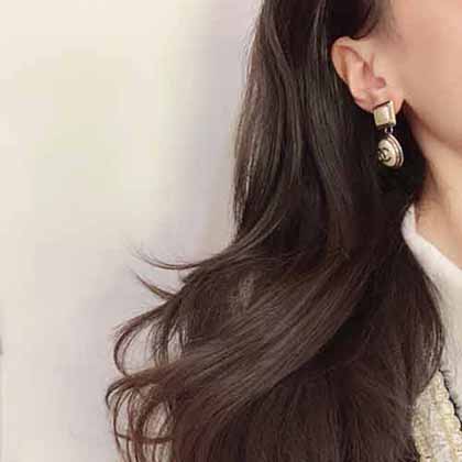 CHANEL好看的耳釘，小香珍珠雙c耳