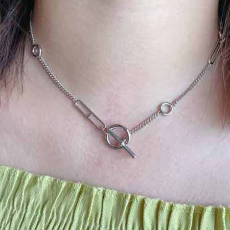 明星網紅名媛都難以抗拒！愛馬仕小OT素鏈項鏈。