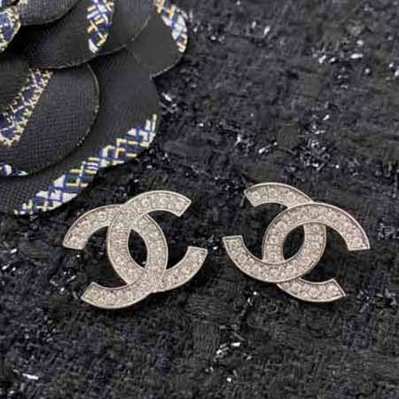 大品牌復(fù)古巴洛克風(fēng)高等感耳環(huán)，輕奢