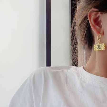 小香金琺瑯包包個性耳環，品質優雅