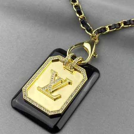 高等定制法國lv官網高等奢華 百搭款LV字大吊牌皮項鏈