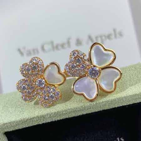 VCA時尚款戒指，Cleef Arpels 四葉草幸運戒指！