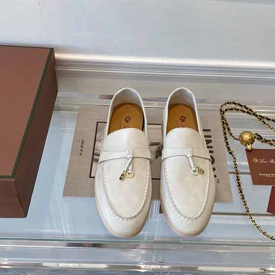 Loro Piana諾詩翩雅ss早春情侶爆款圓頭一腳蹬百搭豆