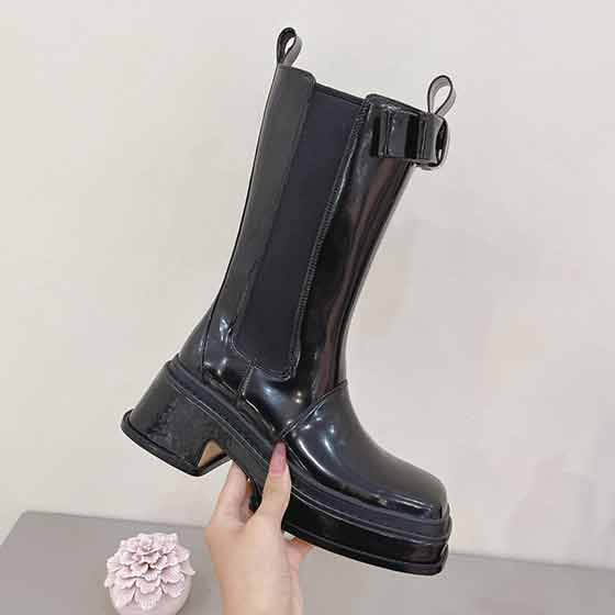 秋冬走秀T臺展示款新款品牌女靴，高版本shushuton潮物咖