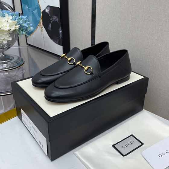 Gucci馬銜扣單鞋，G家精良腳感進