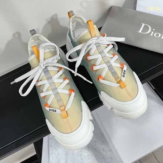 Dior馬蹄跟老爹鞋，春夏季巴黎時裝