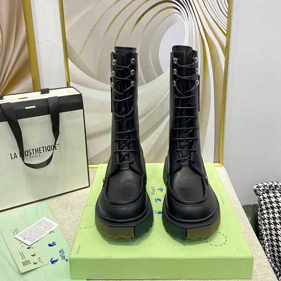 offWhite首發早秋冬靴真皮中筒靴，金屬扣系鞋帶！