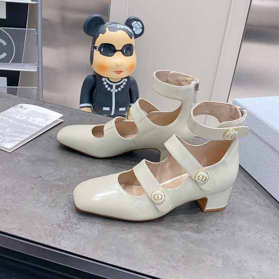 dior女鞋官網新款皺漆牛皮瑪麗珍