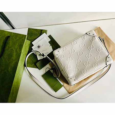 古奇GG印花皮革制作，經典行李箱