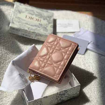 高仿名品網Dior粉色藤格紋羊皮革迷你錢包