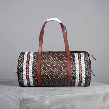 巴寶莉官網女包 涂層帆布圓筒