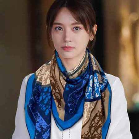 Dior新的專柜主打D紙牌印花系列女士圍巾價格