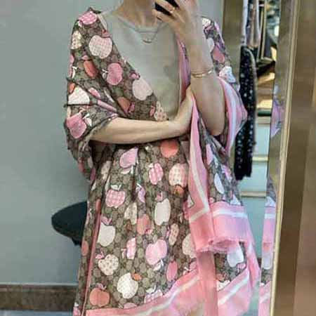 GUCCI/古奇 經典款GG提花羊毛混紡女士圍巾