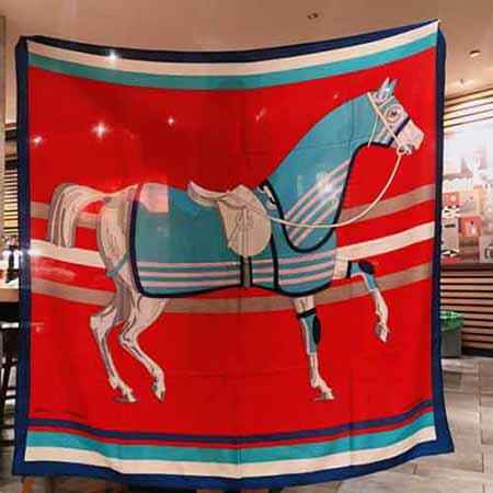 愛馬仕章子怡各大明星同款駿馬的披掛絲巾。