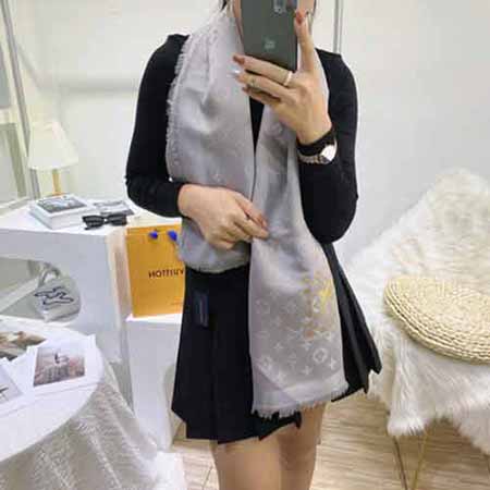 愛馬仕圍巾女披肩秋冬季拼色加厚保暖雙面羊絨兩用長